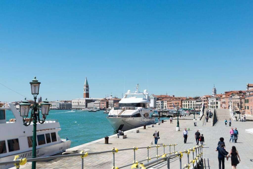 Feel@Home Venice Biennale Exteriör bild